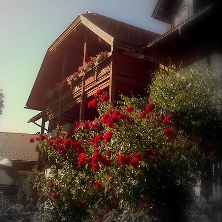 Ferienwohnungen Fischerhaus - Direkt Am See Millstatt Exterior foto