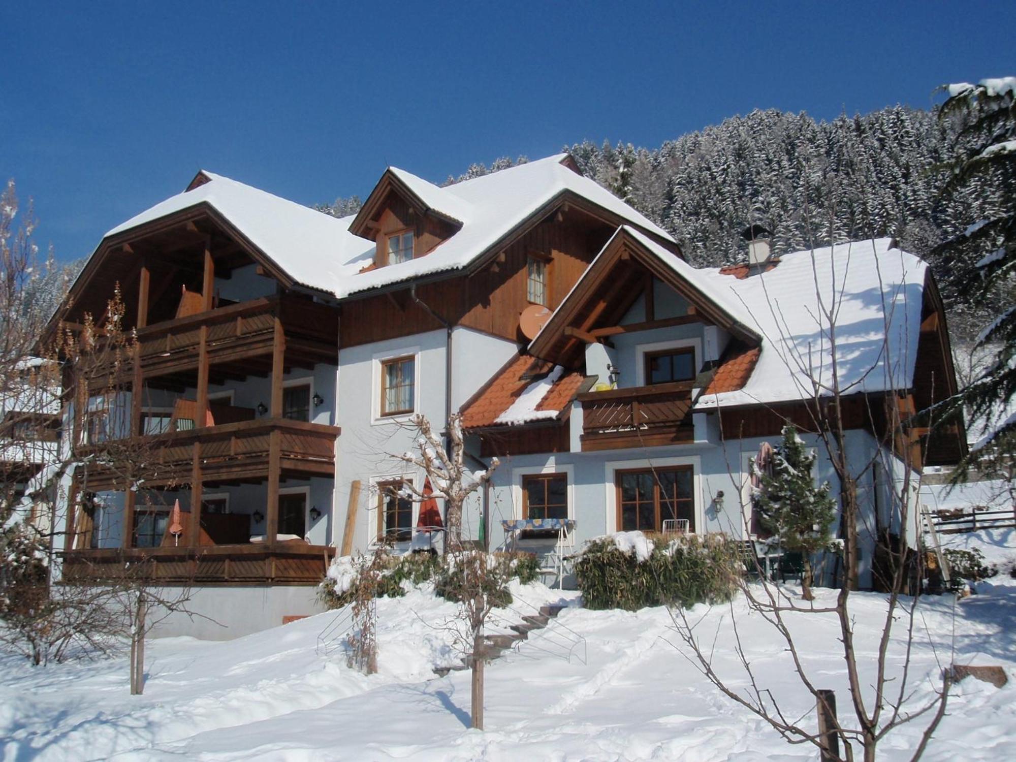 Ferienwohnungen Fischerhaus - Direkt Am See Millstatt Exterior foto