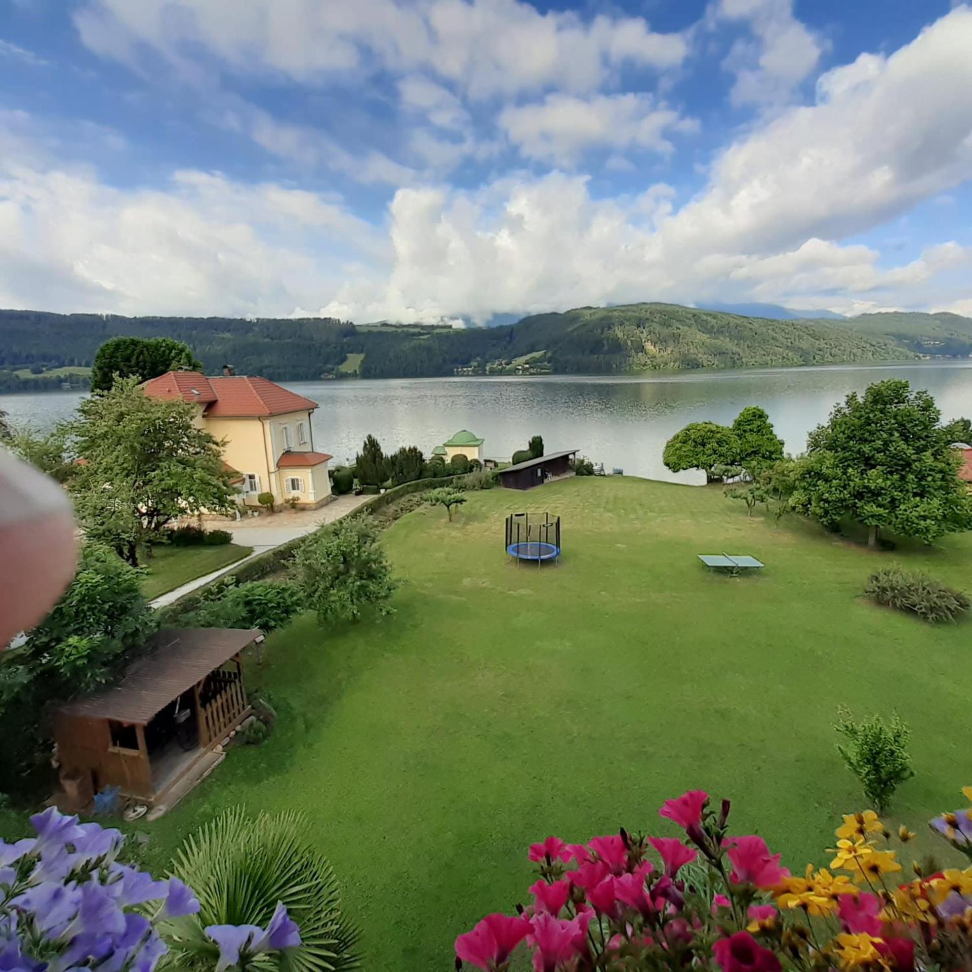 Ferienwohnungen Fischerhaus - Direkt Am See Millstatt Exterior foto